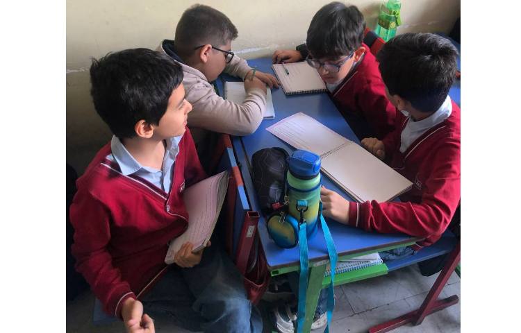 درس سواد مالی موضوع تکمیل فعالیت های کلاسی به صورت گروهی 6