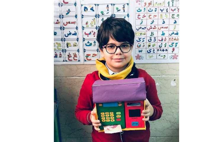 درس سواد مالی موضوع دست سازه ها از نوع دستگاه خودپرداز 3