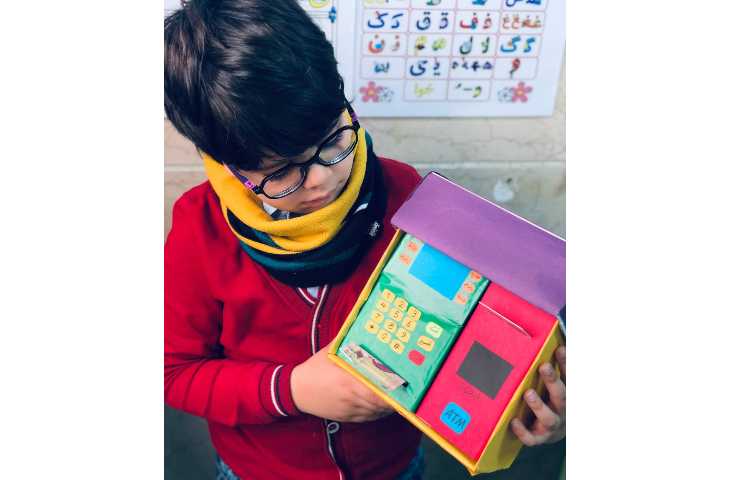 درس سواد مالی موضوع دست سازه ها از نوع دستگاه خودپرداز 4