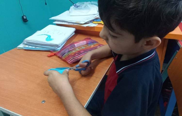 درس شیرین ریاضی (اشکال هندسی) کار باقیچی 1