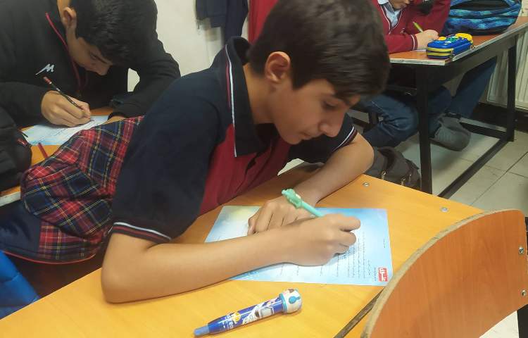 درس علوم ازمون مداد قرمز یک 5