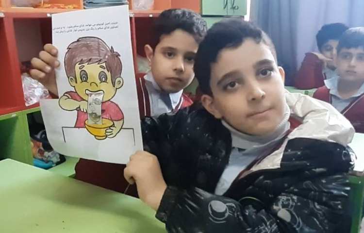 درس : علوم موضوع : غذاهای مفید و مضر 1