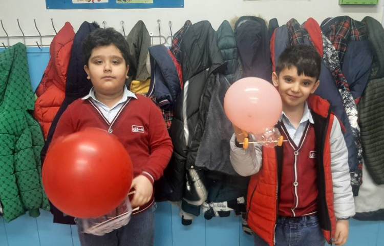 درس : علوم موضوع : مسابقه ی ماشین بادکنکی 4