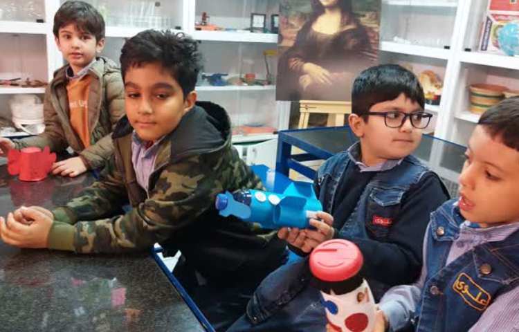 درس علوم و ارائه ی دانش آموزان 4