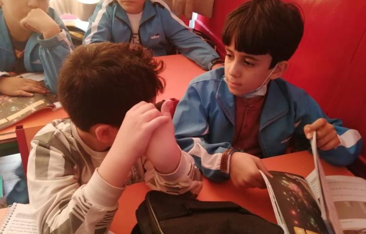 :درس علوم، گفت و گو کردن در مورد صدای پیام رسان 4