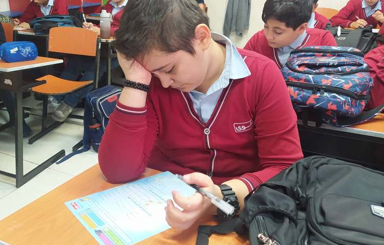 درس فارسی آزمون مداد قرمز یک 9