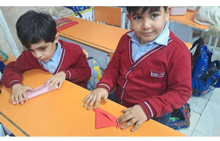 درس فارسی اریگامی قایق و بازی و مسابقه 1