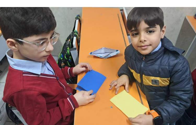 درس فارسی اریگامی قایق و بازی و مسابقه 2