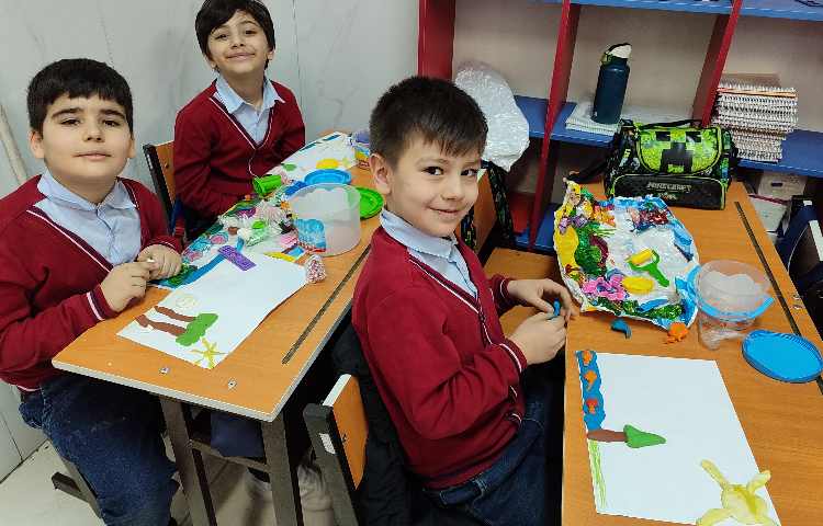 درس فارسی - برای تثبیت یادگیری و ایجاد انگیزه نشانه خ بازی با خمیر برای ساخت درخت و خرگوش 3