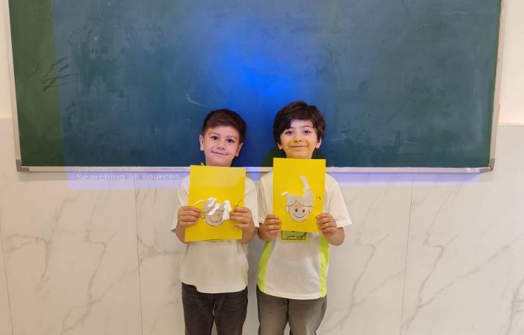 درس فارسی تقویت مهارت دست‌ورزی درکلاس انجام شد 2