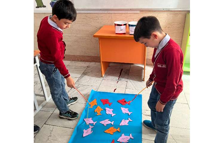 درس فارسی تلفیق با درس 13 علوم درس آهنربا 77