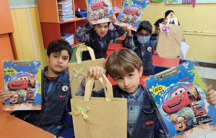 :درس فارسی، جشن اسم مانی 10