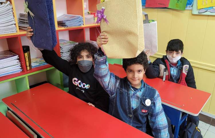 :درس فارسی، جشن اسم مانی 14