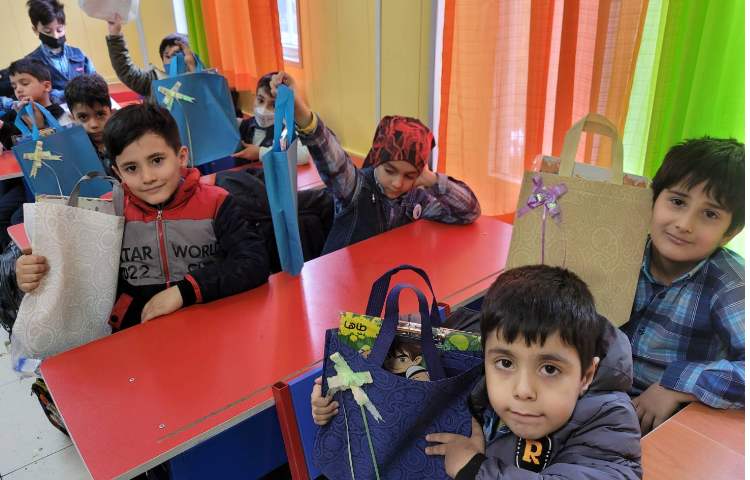 :درس فارسی، جشن اسم مانی 5