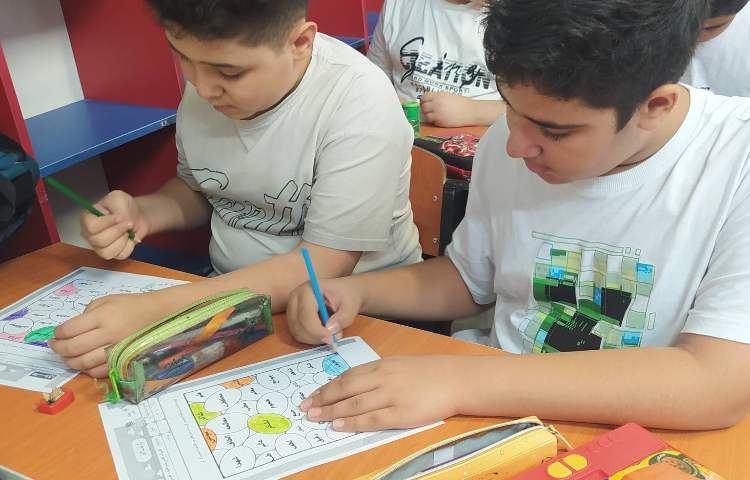 درس فارسی - دست ورزی هم خانواده ها 5