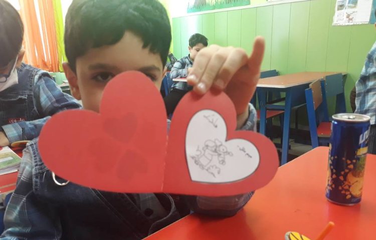 :درس فارسی، (ر) مثل "مادر" 9