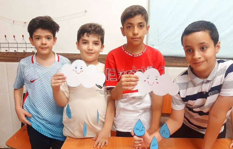 درس فارسی مبحث گنجینه شعر با هدف آشنایی با واژگان،تقویت مهارت درک و فهم شعر انجام شد.