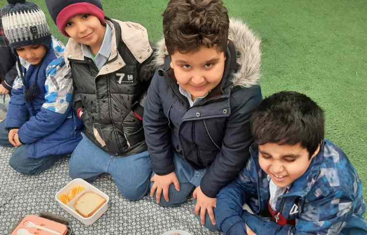 درس : فارسی موضوع : صبحانه ی پرچمی