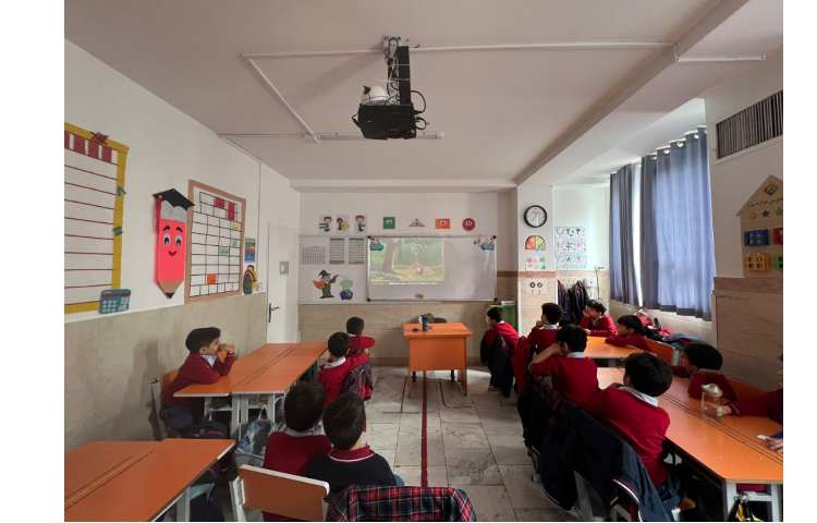 درس فارسی پخش داستان شیر و موش 1