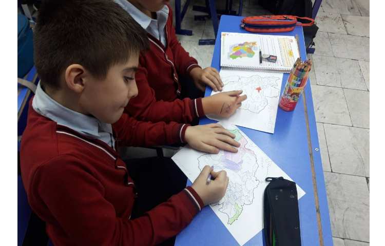 درس مطالعات تمرین مراکز استان ها و رنگ آمیزی آنها