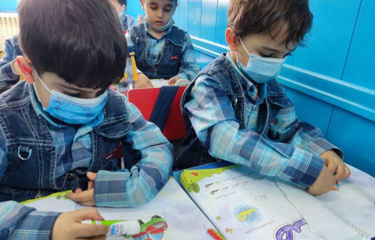 :درس نوشتاری با موضوع چسباندن تصاویر بهم ریخته 2