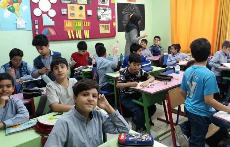 درس هزینه ها با حضور خانم رحمانی 1