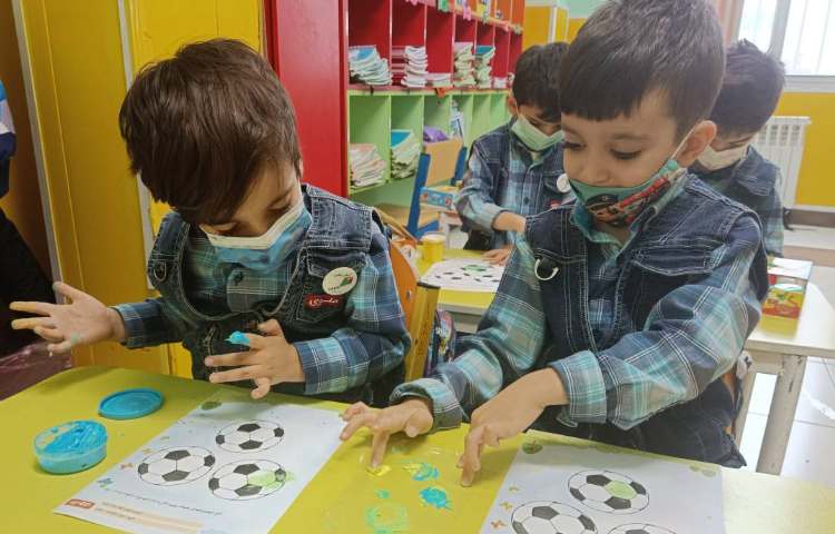 :درس هوش و خلاقیت، ترکیب رنگ سبز 7