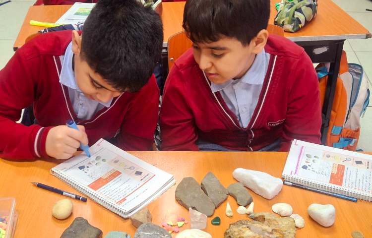 درس 6 علوم (سنگ‌ها)