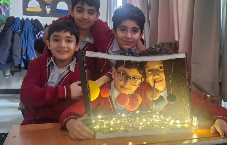 درس 8 علوم (آسمان در شب)