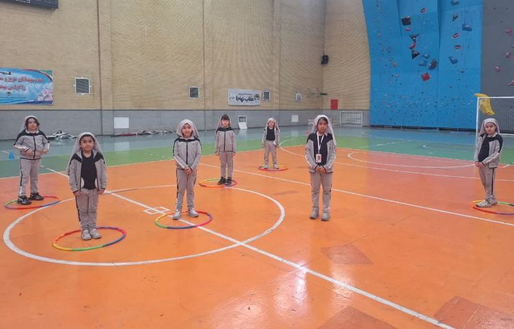 دریافت و پرتاب توپ 5