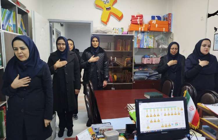 در محضر قرآن