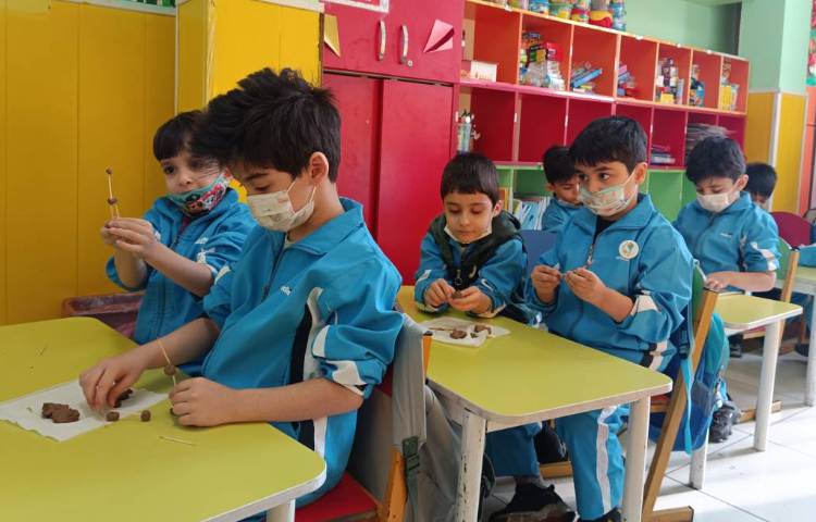 :دستان توانا، دستورزی ساخت سازه، کار با خلال دندان و گل سفال