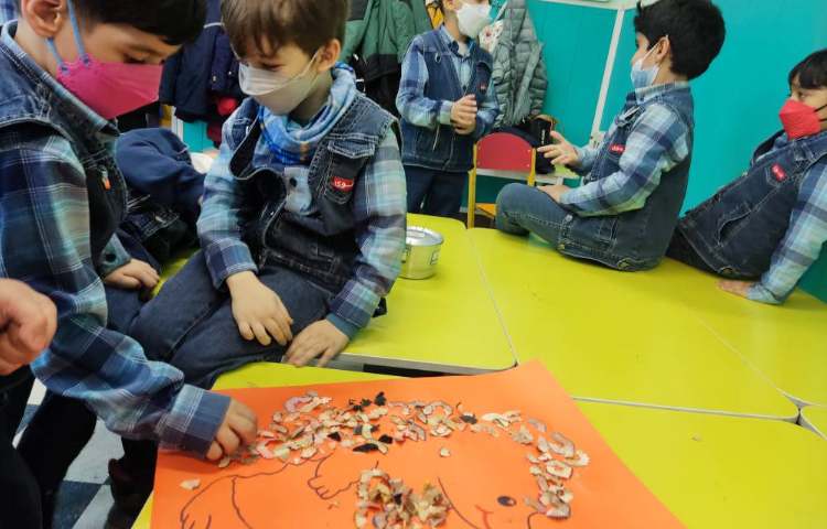 :دستان توانا، کاردستی گروهی جوجه تیغی با تراشه های مداد 1