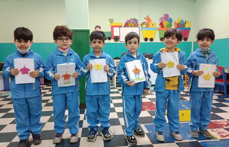 :دستان توانمند با موضوع اریگامی ژاکت 2