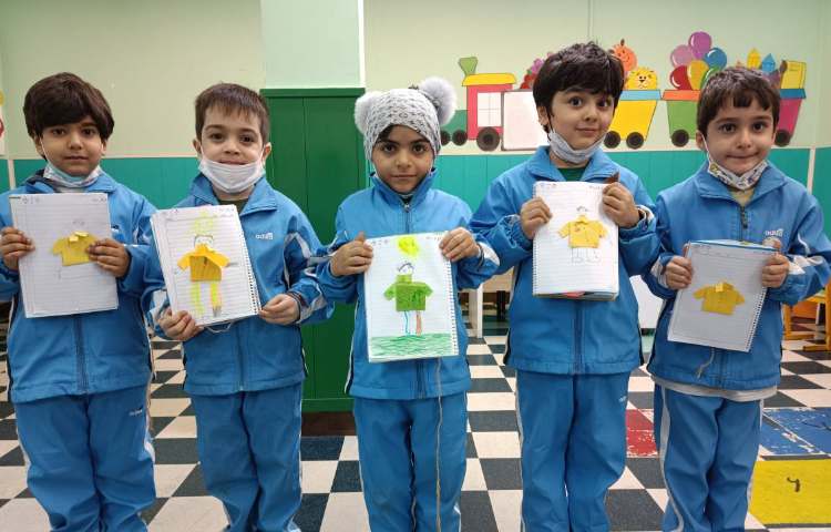 :دستان توانمند با موضوع اریگامی ژاکت