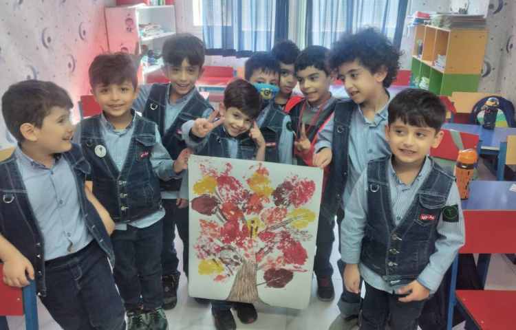 دستان توانمند ( کار گروهی )