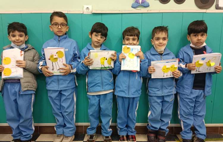 :دستان توانمند، کلاژ (ج) جوجه 4