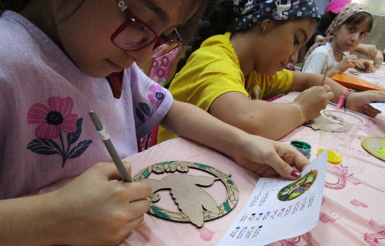 دستان پرتوان 1