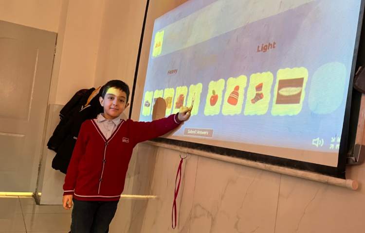 دسته‌بندی مفاهیم heavy/ light-زنگ Science 2