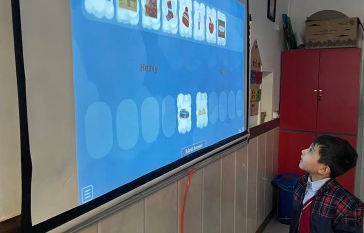 دسته‌بندی مفاهیم heavy/ light-زنگ Science