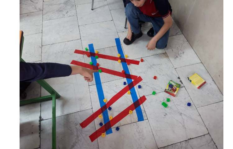 دستورزی گروهی همراه با بازی برای یادگیری بهتر تساوی زاویه ها در خطوط موازی 7