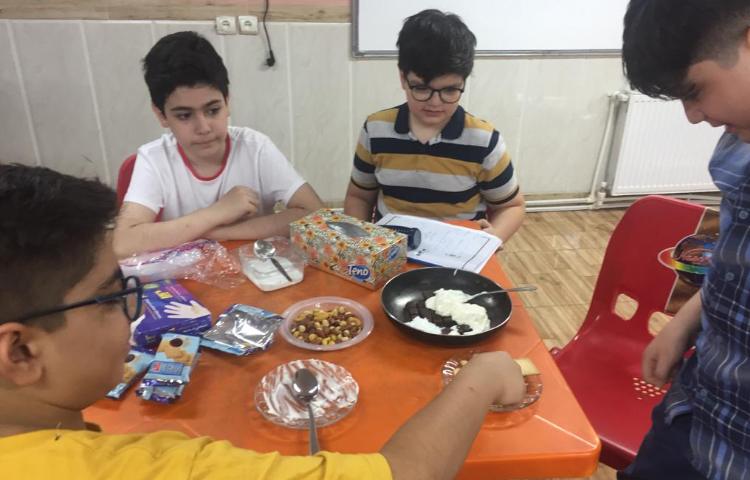 دستپخت با مبحث تهیه بیسکویت شکلات مغز دار 1