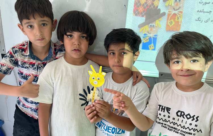 دست سازه با چوب بستنی 2