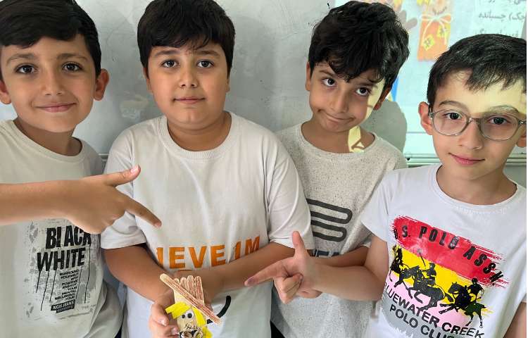 دست سازه با چوب بستنی