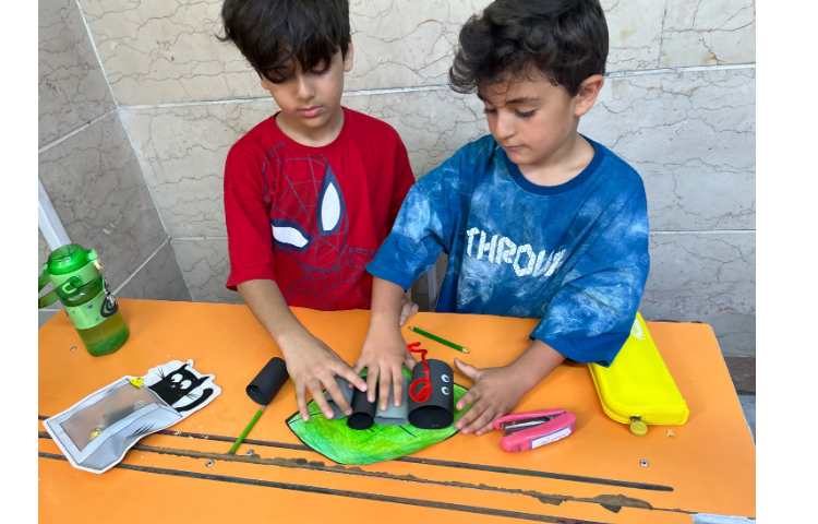 دست سازه تلفیقی کرم با رعایت الگو