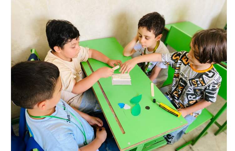 دست سازه جغد با هدف تقویت روحیه ی همکاری و مشارکت و شبیه 7