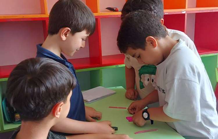 دست سازه : ساخت دست سازه چوبی (وروجک)