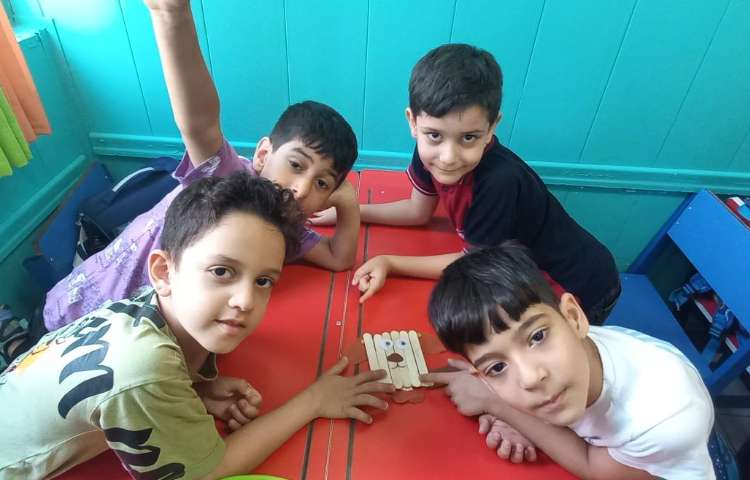 دست سازه ( سگ) 2