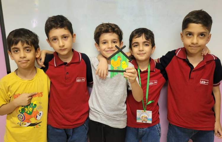 دست سازه های چوبی:لانه ی مرغ 1