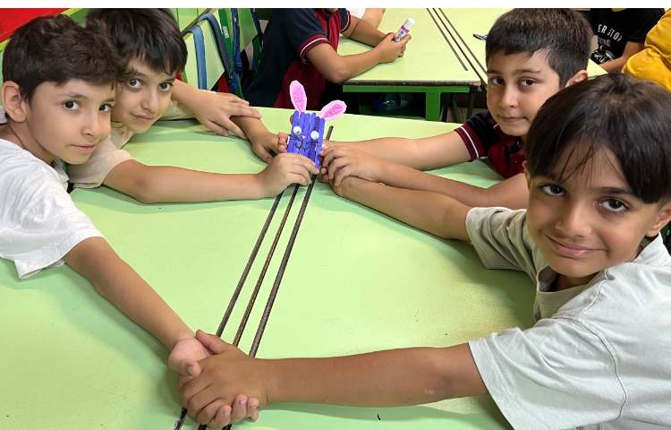 دست سازه چوبی خرگوش و سگ 2